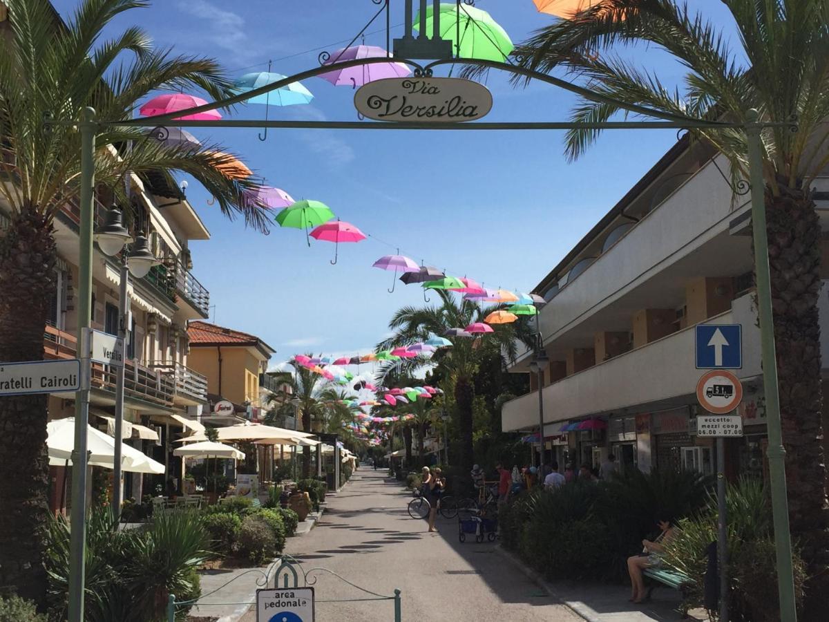 Hotel Verdesolemare Marina di Pietrasanta Extérieur photo
