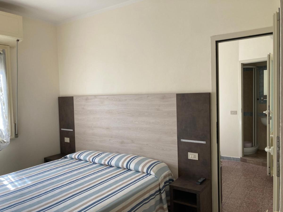 Hotel Verdesolemare Marina di Pietrasanta Extérieur photo