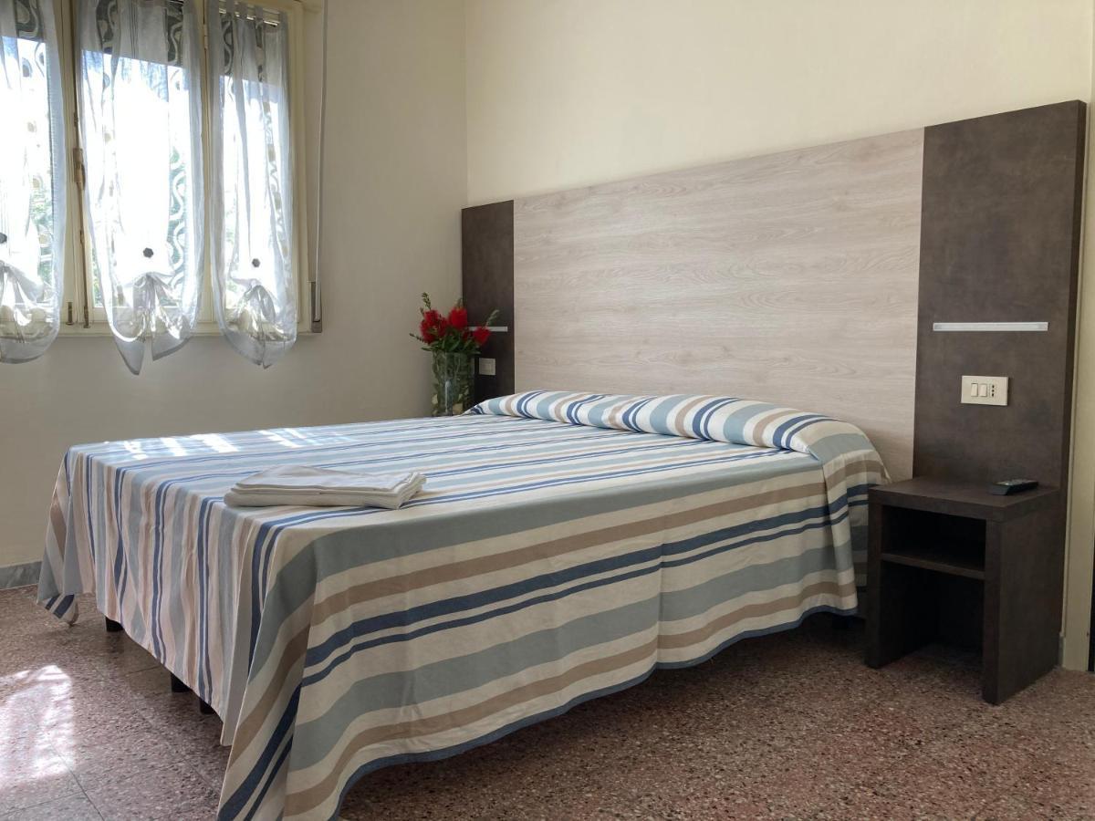 Hotel Verdesolemare Marina di Pietrasanta Extérieur photo
