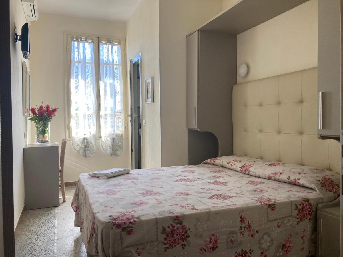 Hotel Verdesolemare Marina di Pietrasanta Extérieur photo