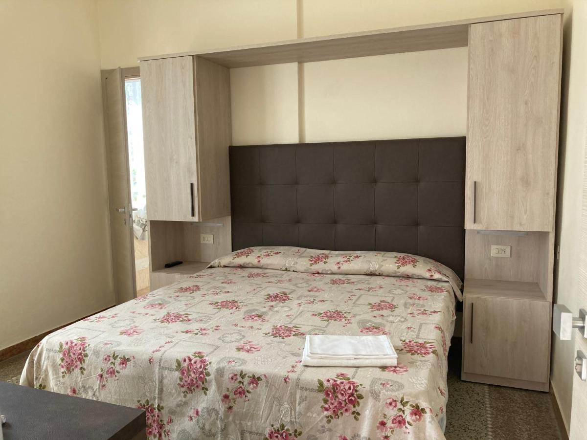 Hotel Verdesolemare Marina di Pietrasanta Extérieur photo