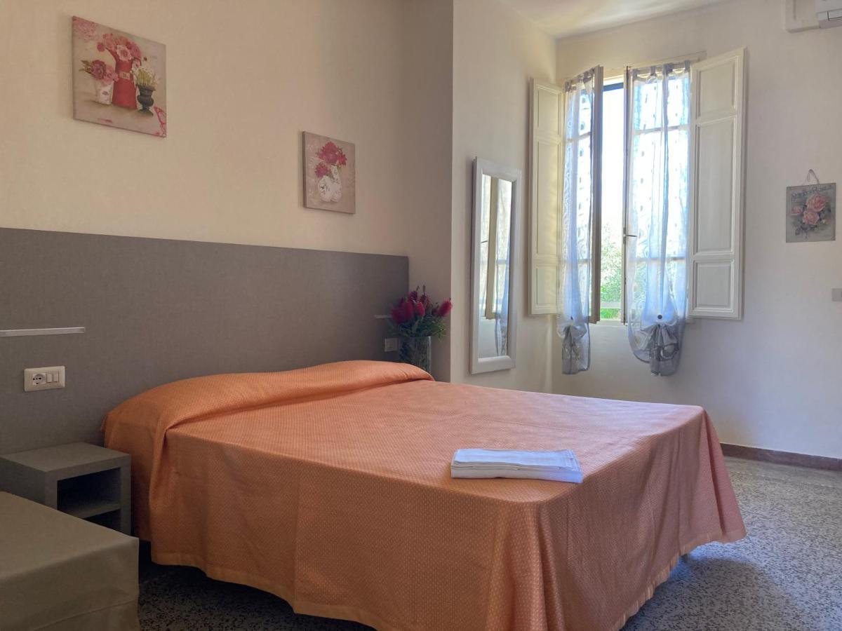 Hotel Verdesolemare Marina di Pietrasanta Extérieur photo