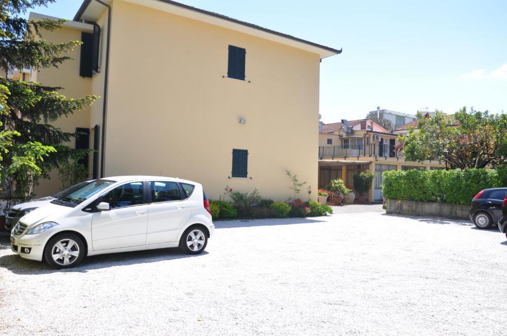 Hotel Verdesolemare Marina di Pietrasanta Extérieur photo